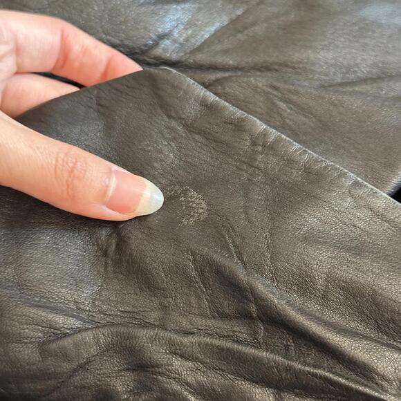 Vintage 80s black genuine leather coat - Picture 8 of 9